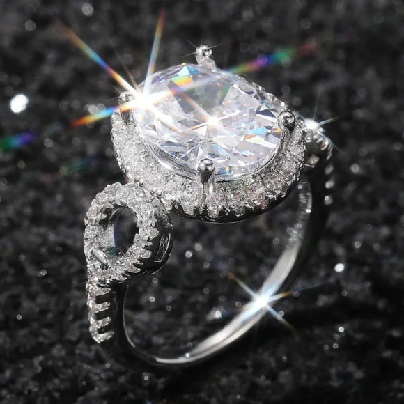 💥Beautiful Hollow Oval Pure Zircon Cubic Carved Macro Pave Silver Rings, K812 - Picture 1 of 6